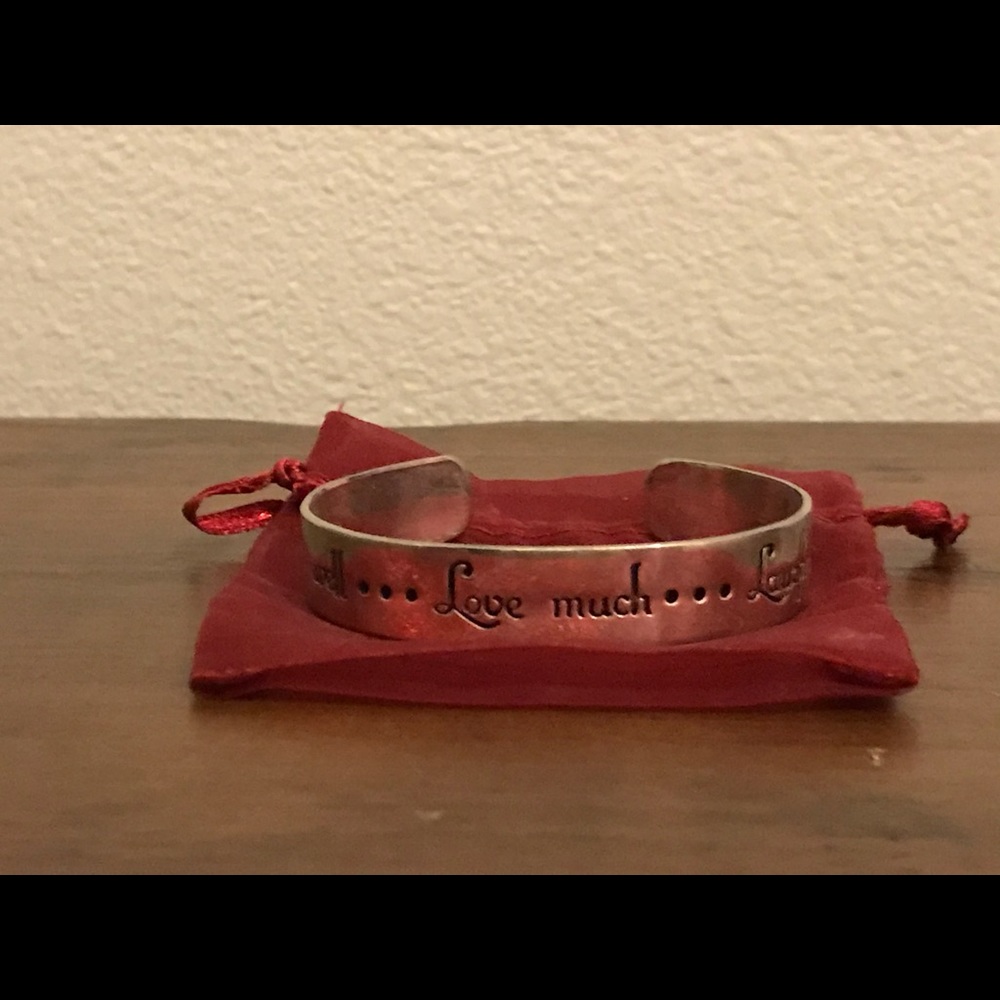 New Silver plated Live Laugh Live Bangle